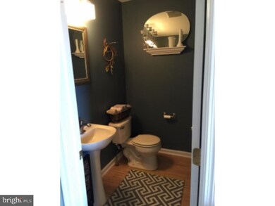 990 Maple St, Honey Brook, PA 19344 - photo 6