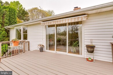 314 Chandler Dr, Shepherdstown, WV 25443 - photo 7