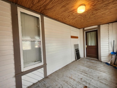 1102 Lake St, Emmetsburg, IA 50536 - photo 4