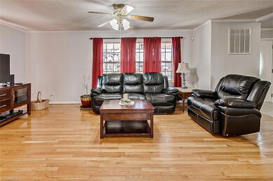 343 Lambert Dr, Asheboro, NC 27205 - photo 5