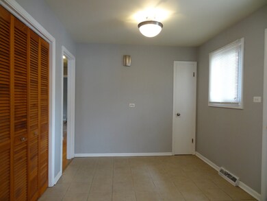 441 N Ridgeland Ave, Elmhurst, IL 60126 - photo 4