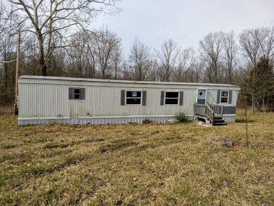 10599 E Sylvania Rd, Bloomfield, IN 47424 - photo 3