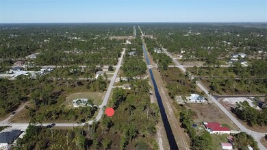 817 Pinecastle Dr, Lehigh Acres, FL 33974 - photo 2