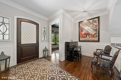 723 Wellner Rd, Naperville, IL 60540 - photo 5