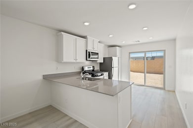 6724 Violet Cascade Ave, Las Vegas, NV 89156 - photo 3