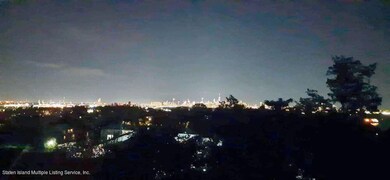 1 Views a