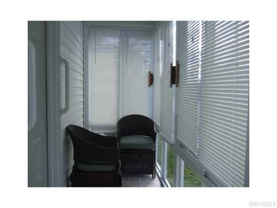 Porch - Enclosed