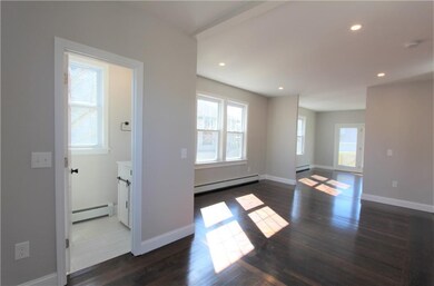 24 Canonicus Ave, Newport, RI 02840 - photo 7