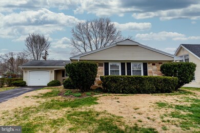 4220 Crosswick Turn, Bowie, MD 20715 - photo 2