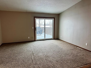 3620 Village Green Ln, Moorhead, MN 56560 - photo 6