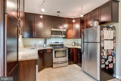 2701 S Walter Reed Dr unit C, Arlington, VA 22206 - photo 3