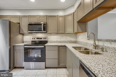 2002 Masters Dr, Baltimore, MD 21209 - photo 7