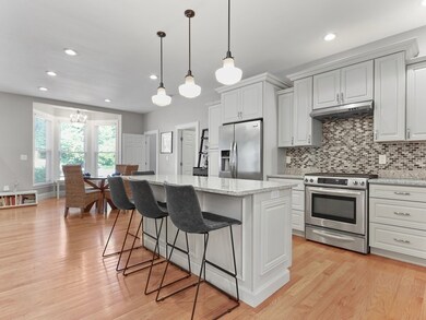 828 Watertown St unit 828, Newton, MA 02465 - photo 6