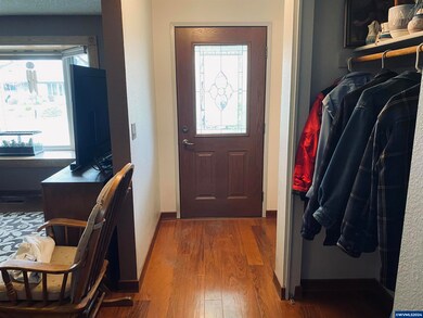 5890 14th Ave NE, Keizer, OR 97303 - photo 3