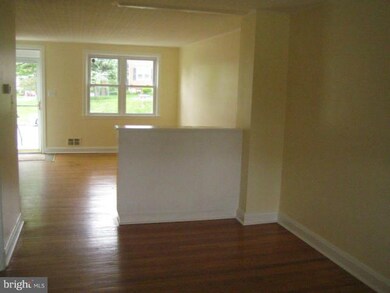 1207 Dalton Rd, Parkville, MD 21234 - photo 3