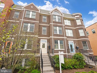 1370 Monroe St NW unit B, Washington, DC 20010 - photo 3