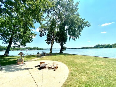 716 Zanesville Ave, Thornville, OH 43076 - photo 6