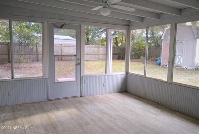 2630 Lourdes Dr W, Jacksonville, FL 32210 - photo 6