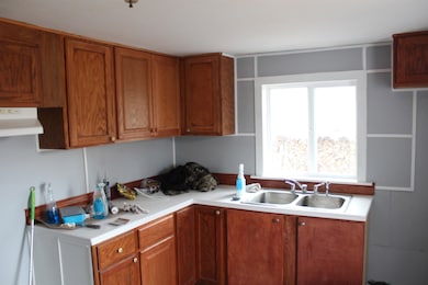 1411 Fournie St, Midland, MI 48640 - photo 4