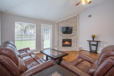 15739 Oak Mountain Dr, Houston, TX 77095 - photo 4