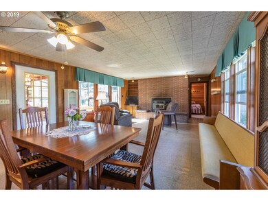 39702 Burnside Loop, Astoria, OR 97103 - photo 5