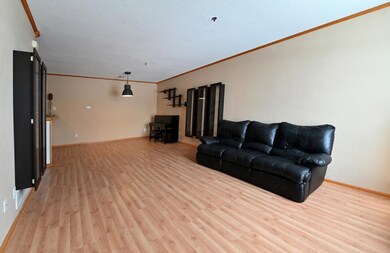 A view of the dining room from the living room!