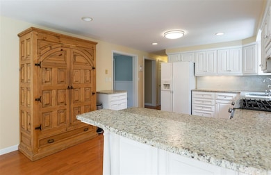 16 Huckleberry Ln, Hampton, NH 03842 - photo 7
