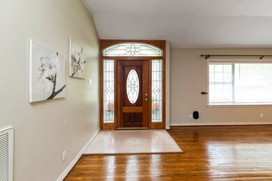 7606 Wedgewood Ln, Houston, TX 77055 - photo 5