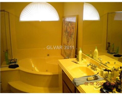 Master Bath/Spa.
