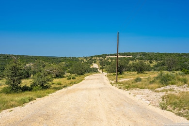 0 Cr 140 unit 1926810, Junction, TX 76849 - photo 4