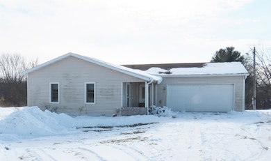 7336 Caves Rd, Maquoketa, IA 52060 - photo 2