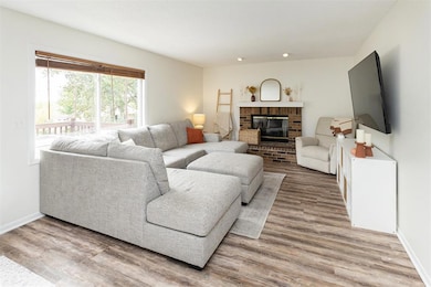 4113 SE 23rd St, Des Moines, IA 50320 - photo 7