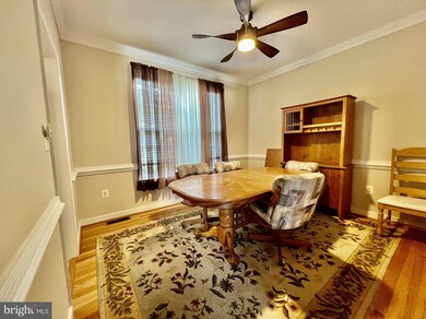 13031 Torchlight Dr, Woodbridge, VA 22193 - photo 7