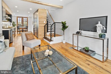 2228 Gerritt St, Philadelphia, PA 19146 - photo 4