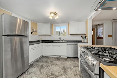 745 Balsam St, Rhinelander, WI 54501 - photo 5