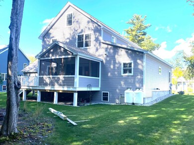 12 Mason Way