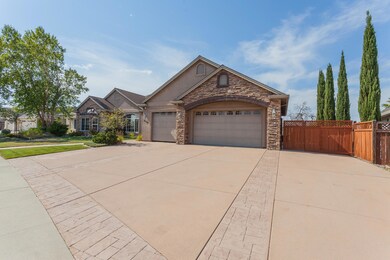 Tradition front Elevation 3