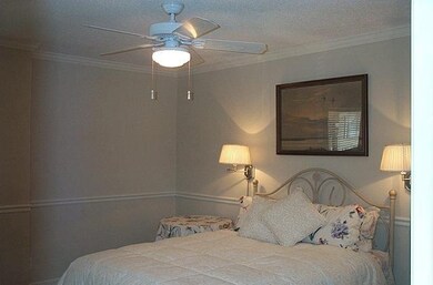 1000 Mallery St unit 5, St. Simons Island, GA 31522 - photo 4