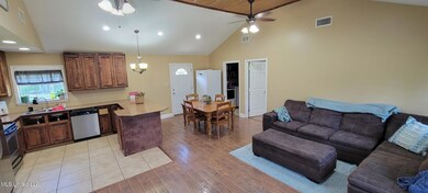 793 W Mchenry Rd, McHenry, MS 39561 - photo 4
