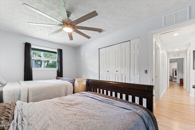 6771 Bakersfield Dr, Jacksonville, FL 32210 - photo 6