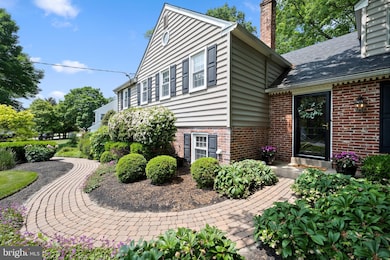 411 Heatherwood Ln, Devon, PA 19333 - photo 5