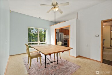 10829 Olalla Valley Rd SE, Olalla, WA 98359 - photo 6