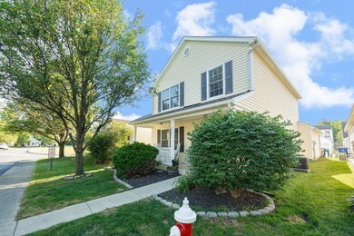 36-web-or-mls-8302 Mira St 036