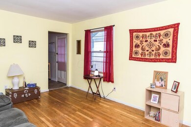 Living room 2