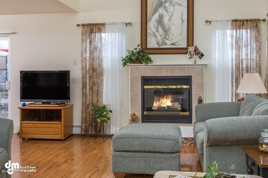 Living Room 6530-SMALL