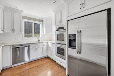 41 Butternut Ln, Southport, CT 06890 - photo 6