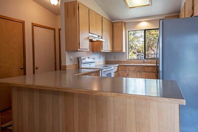 1755 NE Tucson Way Bend OR-print-004-003