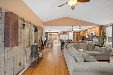 137 Drum Rock Ave, Warwick, RI 02886 - photo 5