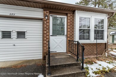 28B Canton Dr unit 51, Whiting, NJ 08759 - photo 2