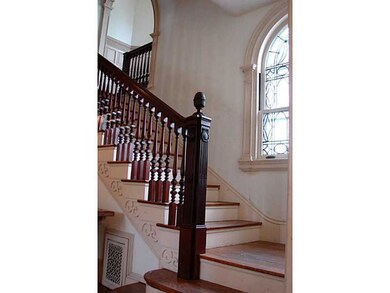 38 W Cushing St, Providence, RI 02906 - photo 2